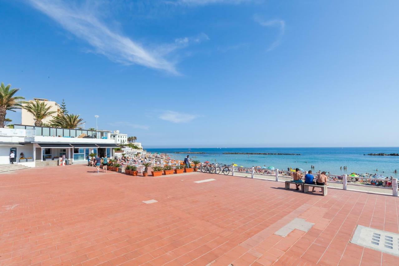 Titty Beach House Santa Marinella Kültér fotó